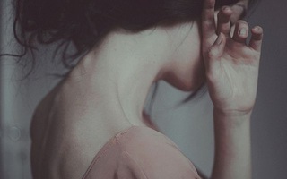 Có những "người thứ ba" không thể đánh ghen!