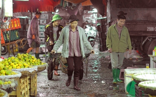 "Thành phố không ngủ" đêm mưa phùn lạnh lẽo