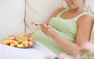 Những thứ mẹ bầu nên ăn để sinh con thông minh