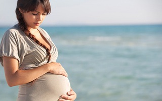 Cân nhắc chuyện làm mẹ khi tuổi đã cao