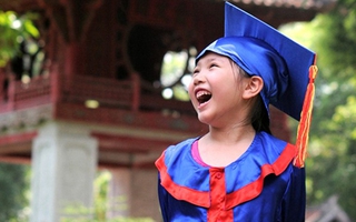 Những hình ảnh cực đáng yêu của các "cử nhân nhí" trong ngày bế giảng
