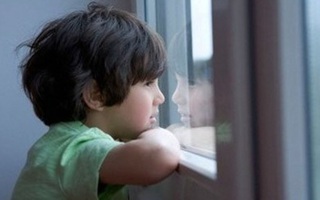 Những thông tin mới nhất về trẻ tự kỷ cha mẹ nên biết