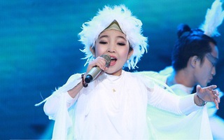 Thiên thần 9 tuổi ốm nặng vẫn gây “náo loạn” The Voice Kids