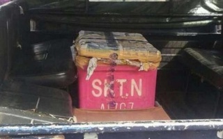 Rúng động vụ bé trai 2 tuổi bị đánh chết, giấu xác vào thùng đá