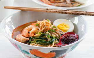 Bữa trưa ngày lạnh ngon miệng với món mì tôm kiểu Malaysia