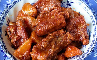 Thơm mềm ngon khó cưỡng món sườn kho cay