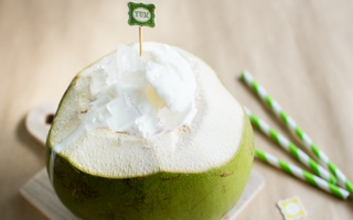 Làm bingsu trái dừa - món kem đang khiến cộng đồng mê mẩn