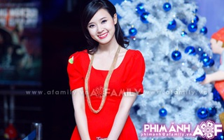Thoát khỏi hình tượng teen, "hot girl" Midu ngày càng quyến rũ 