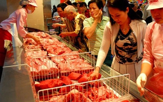 Chênh lệnh giá không nhiều, bà nội trợ "sính" thực phẩm ngoại