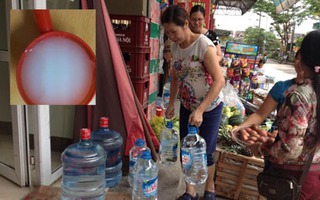 Dân chung cư "chết khát" vì nguồn nước nhiễm thạch tín, khuẩn tả