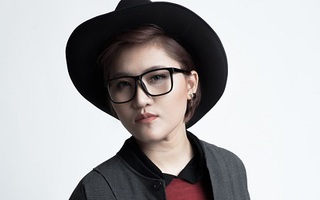Vicky Nhung bất ngờ nức nở “dằn mặt” người yêu cũ