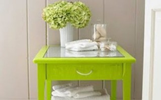 Hô "biến" chiếc tủ cũ thành mới thật ấn tượng