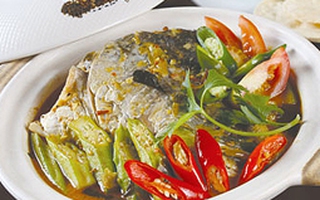 Cà ri đầu cá kiểu Malaysia  