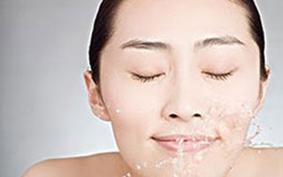 Sữa rửa mặt - những bất ngờ có thể bạn chưa biết