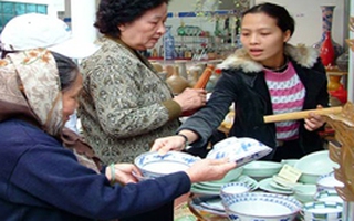 Nguy cơ nhiễm độc chì từ bát đĩa sứ rẻ tiền