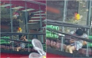 Sốc vì clip đôi nam nữ "diễn cảnh phòng the" ngay trong cửa hàng đồ ăn ở Hà Nội