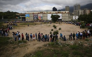 Văn hóa xếp hàng "độc nhất vô nhị" trên thế giới ở Venezuela