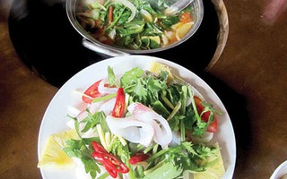“Đo bụng” với lẩu mực Đại Lãnh