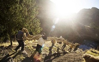 Ngắm cây cầu đan bằng tay cuối cùng của thế giới