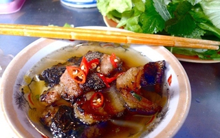 Ngày cuối thu đi lang thang ăn đủ kiểu bún chả Hà Nội