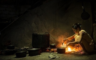 "Cái nết đánh chết cái đẹp"