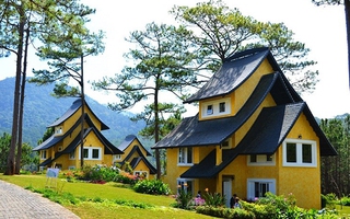 5 resort xinh ngất ngây với view nhìn ra hồ Tuyền Lâm lãng mạn ở Đà Lạt