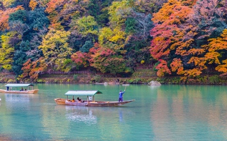 20 giờ không ngủ ở Osaka