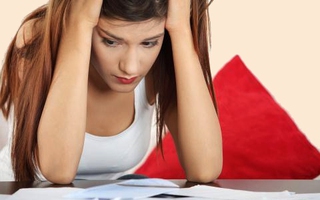 Bạn sẽ giật mình nhận ra cơ thể đang thiếu nước trầm trọng từ dấu hiệu này