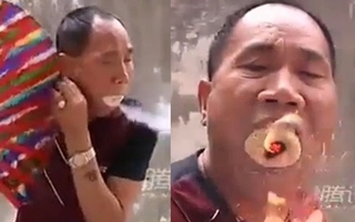 Rùng mình người đàn ông thổi ra khói, lửa