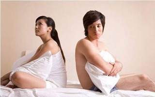 Vợ âu yếm quá mạnh khiến “cậu nhỏ” đứt dây
