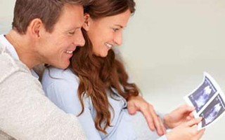 “Sex” vào cuối thai kỳ không kích thích chuyển dạ