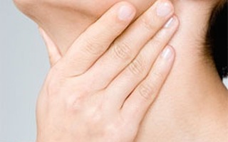 Những "thủ phạm" chính khiến bạn bị viêm họng, amidan