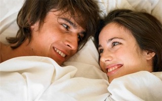 Những điều cần tránh trong "chuyện vợ chồng" vào mùa đông