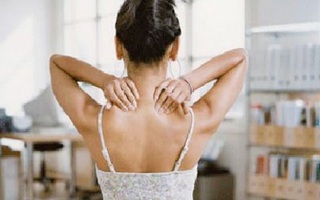 Bí quyết để ngăn ngừa các cơn đau cổ khi làm việc