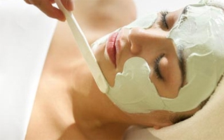 Đắp mặt nạ thuốc bắc: tốt nhưng không an toàn tuyệt đối