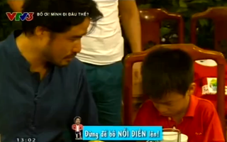 Ông bố đại gia nổi nóng quát mắng con trai trên truyền hình