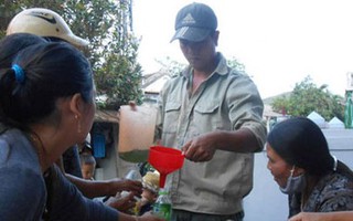 Quảng Nam: 2 người chết vì té ngã khi phòng chống bão