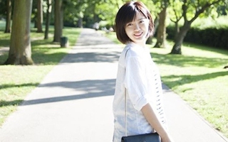 Hot girl MU Tú Linh khiến cư dân mạng Trung Quốc phát sốt