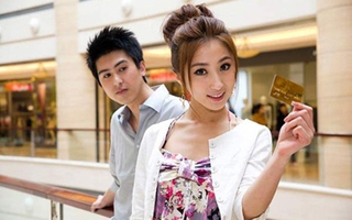 Chàng trai lên mạng trút giận vì bạn gái đã đào mỏ còn hỗn láo