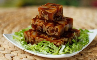 Làm mới thực đơn Tết với da heo nấu đông ngon lạ