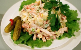 Cách làm salad Nga vị dứa tuyệt thơm