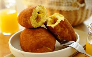 Làm bánh mỳ hình củ khoai lạ mắt