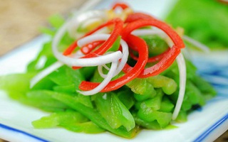 Nộm mướp đắng siêu giải nhiệt mùa hè