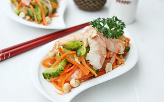 Nộm mướp đắng giòn ngon hấp dẫn