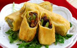 Thêm một cách làm nem chay cho ngày Rằm tháng 7