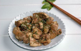 Gà rang lá chanh làm nhanh ăn ngon