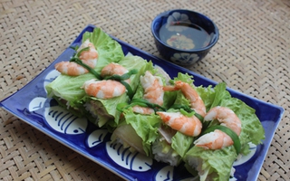 Bún cuốn tôm thịt cực ngon cho bữa trưa văn phòng