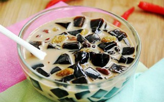 Cách làm trà sữa sương sáo thập cẩm tuyệt ngon