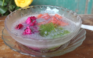 Chè bobochacha hoa quả càng ăn càng mê