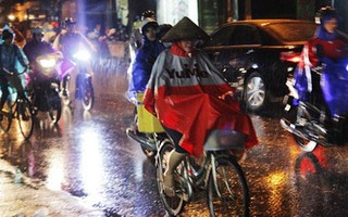 Hà Nội mưa to dần, 2h sáng ngày mai, bão sẽ "cập bờ" các tỉnh Bắc Bộ